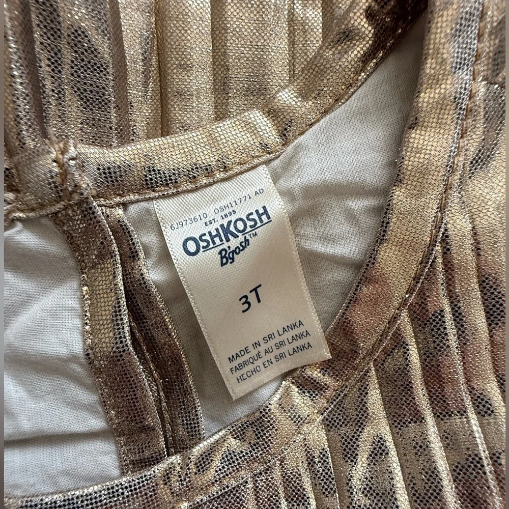 ✨ OshKosh B’gosh Girls 3T Metallic Gold Pleated Party Dress ✨
